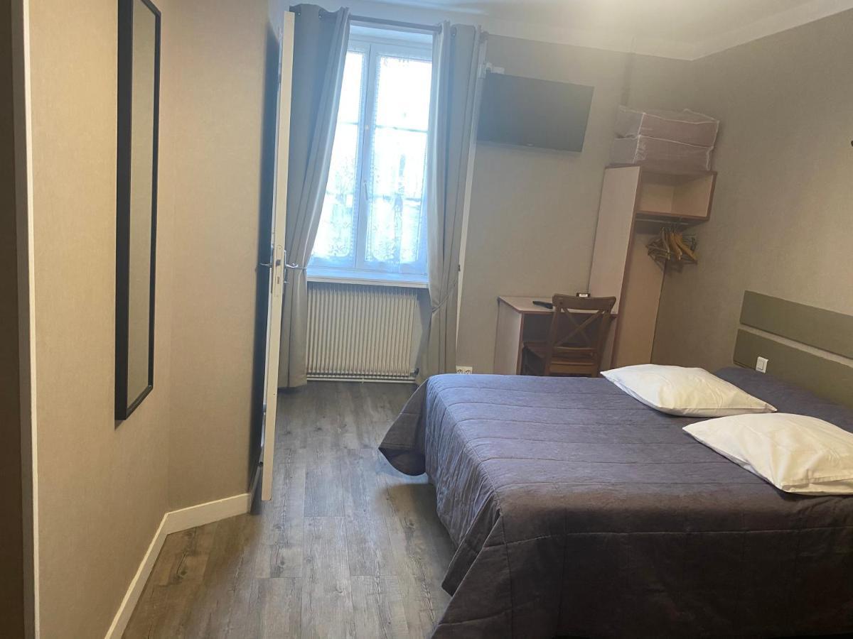 Hotel & Restaurant Hanoi Station Saint-Malo Bagian luar foto