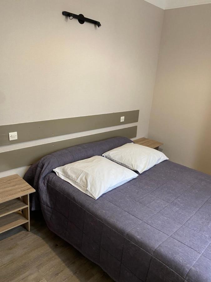 Hotel & Restaurant Hanoi Station Saint-Malo Bagian luar foto